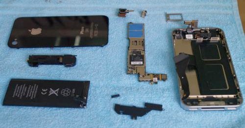 iPhone 4 поколения разобранный